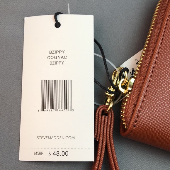 Steve Madden Bzippy wristlet cognac crosshatch - Picture 11 of 11